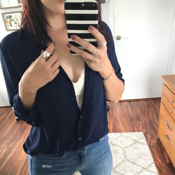 Last 1 | GRACIE Silky Boyfriend Blouse | Navy - Picture 5 of 5
